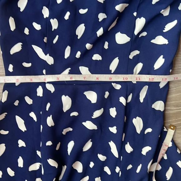 Kourt Cyra midi dress - Picture 13 of 14